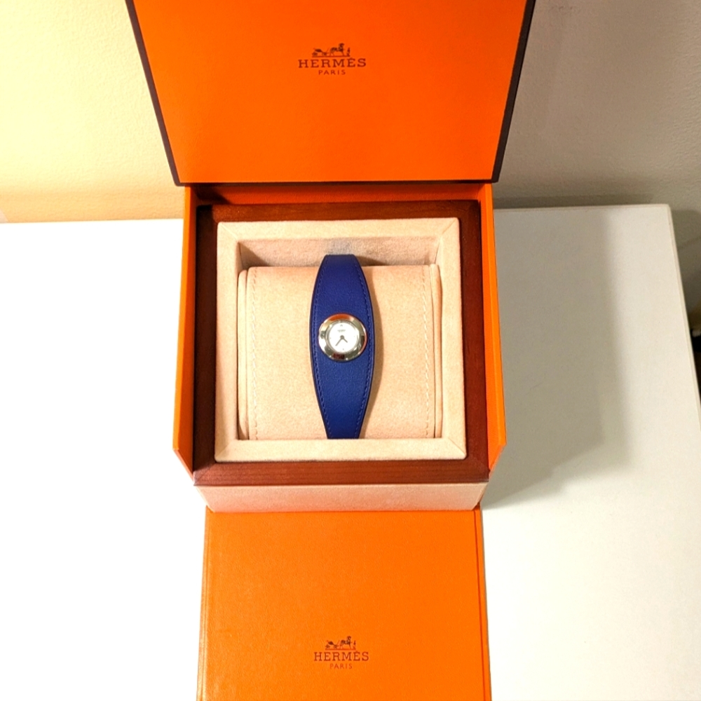 Hermès Manchette Faubourg watch